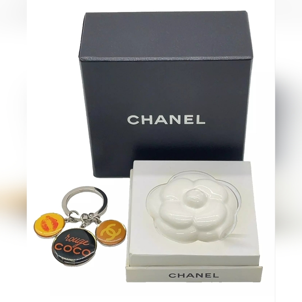 Authentic Chanel Coco Mark Paperweight /Keyring Set W/Box